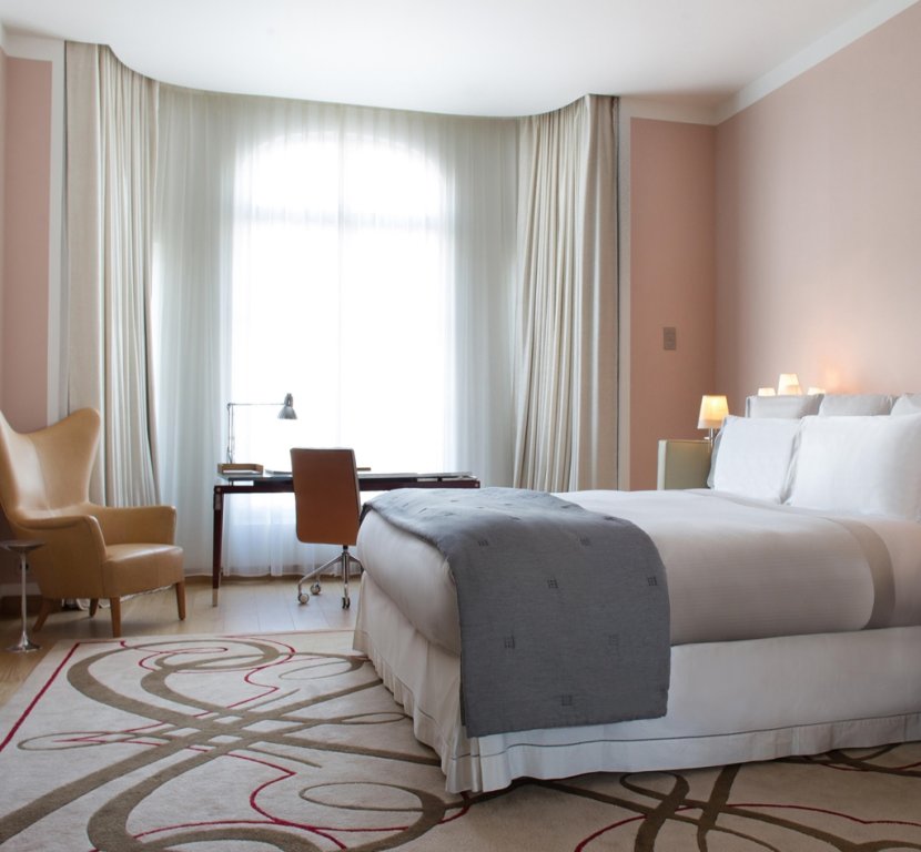 Фото Le Royal Monceau Raffles Paris