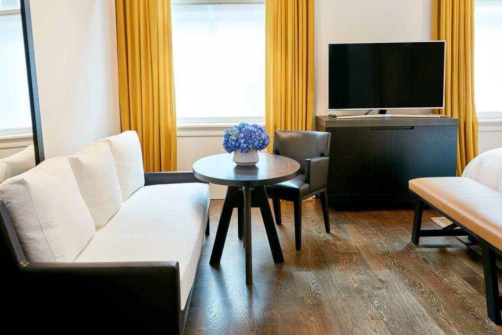 Фото The Mercer Hotel