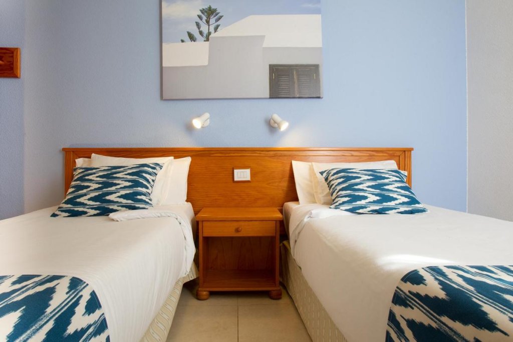 Фото Aparthotel Playa del Sol - Adults Only