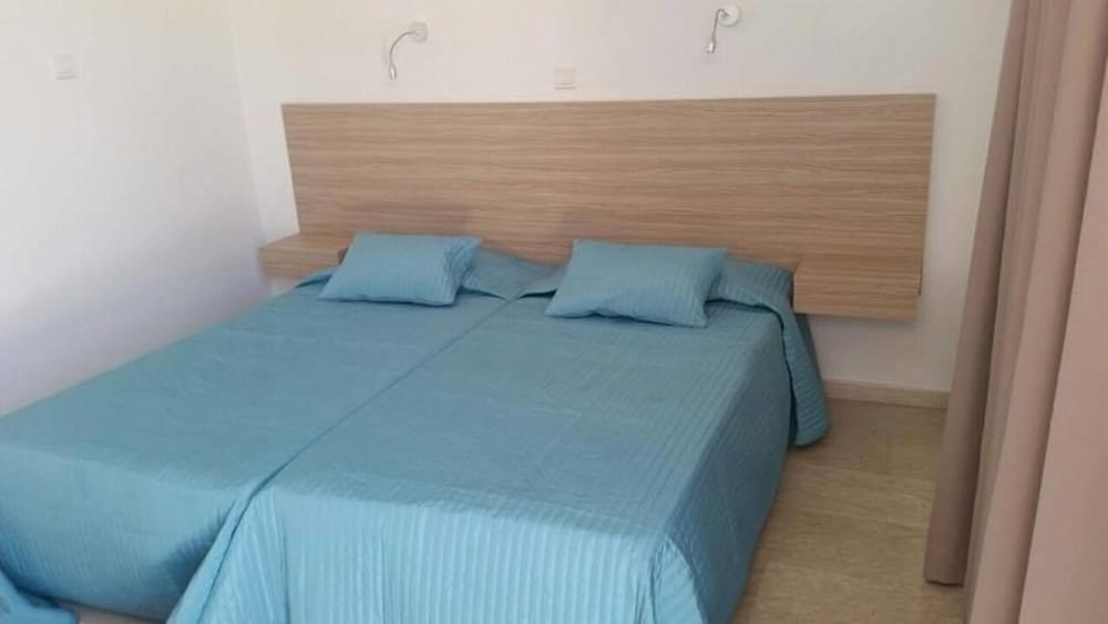 Фото Отель Fedrania Gardens