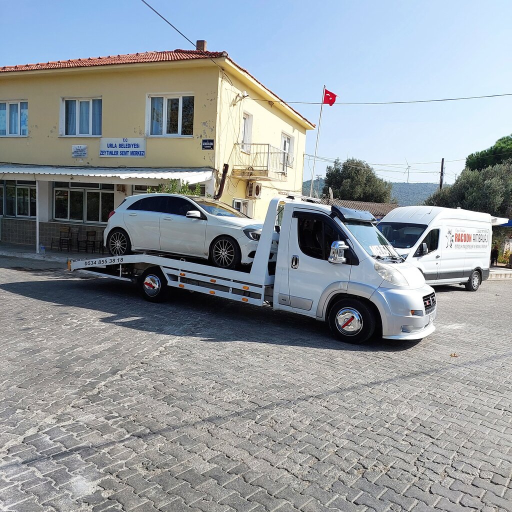 Lifting equipment Cesme melisa vinç oto kurtarma, Cesme, photo