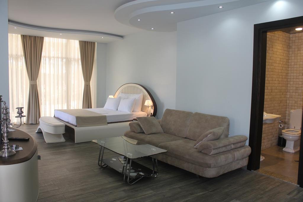 Фото Лайт Палас