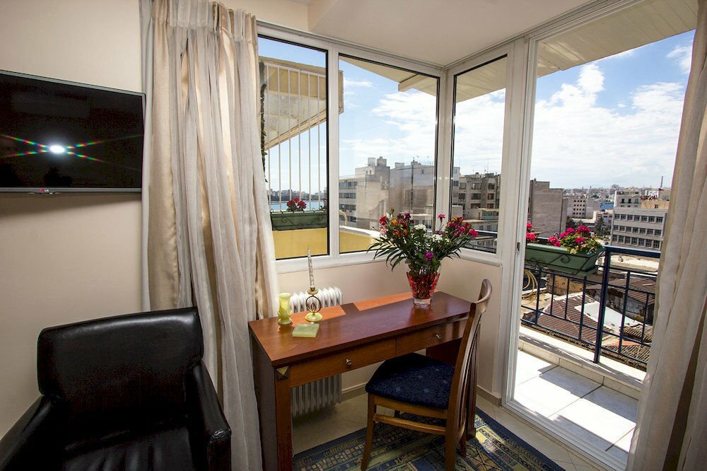 Фото Hotel Triton