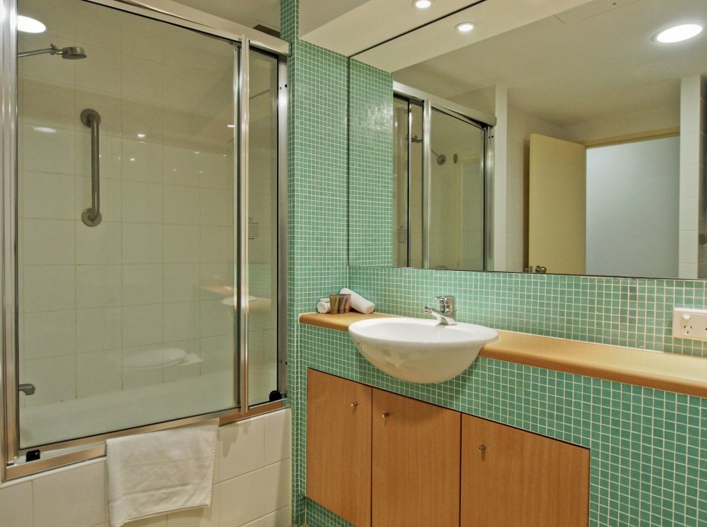 Фото Oaks Waterfront Resort