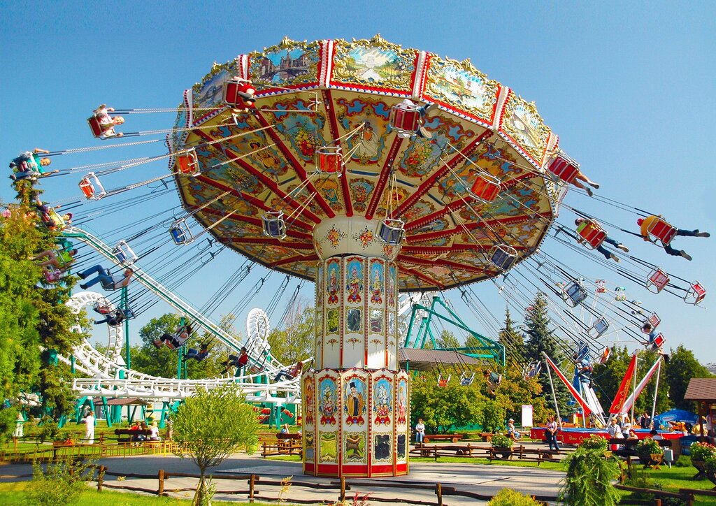 Amusement park Divo Ostrov, Saint Petersburg, photo