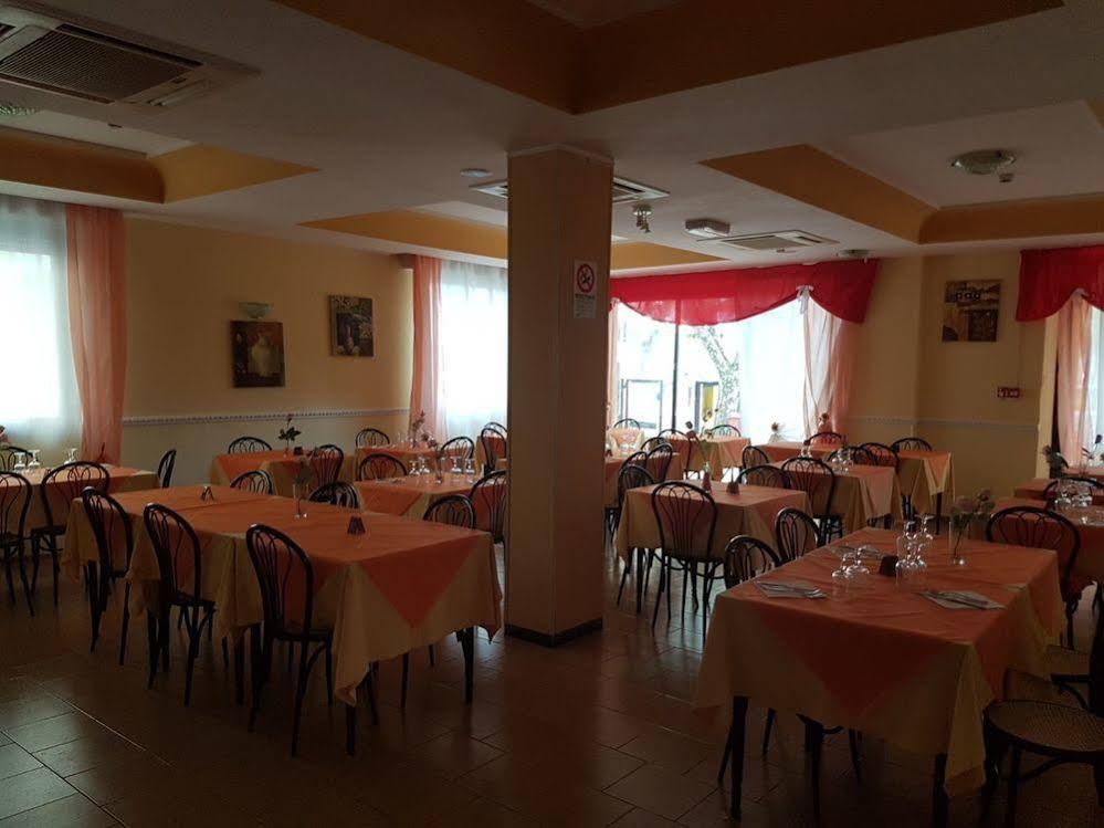 Фото Hotel Criss