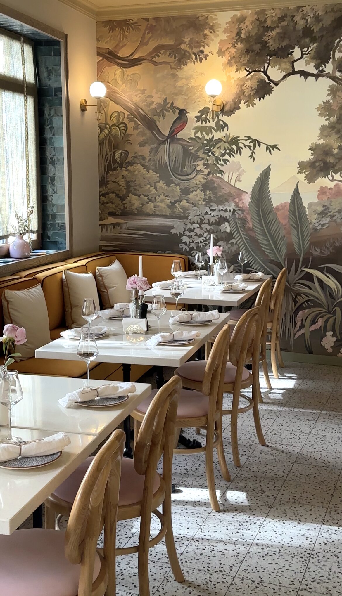 Фото Mr.Just`s Hotel