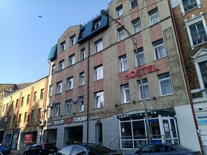 Хостел Токи