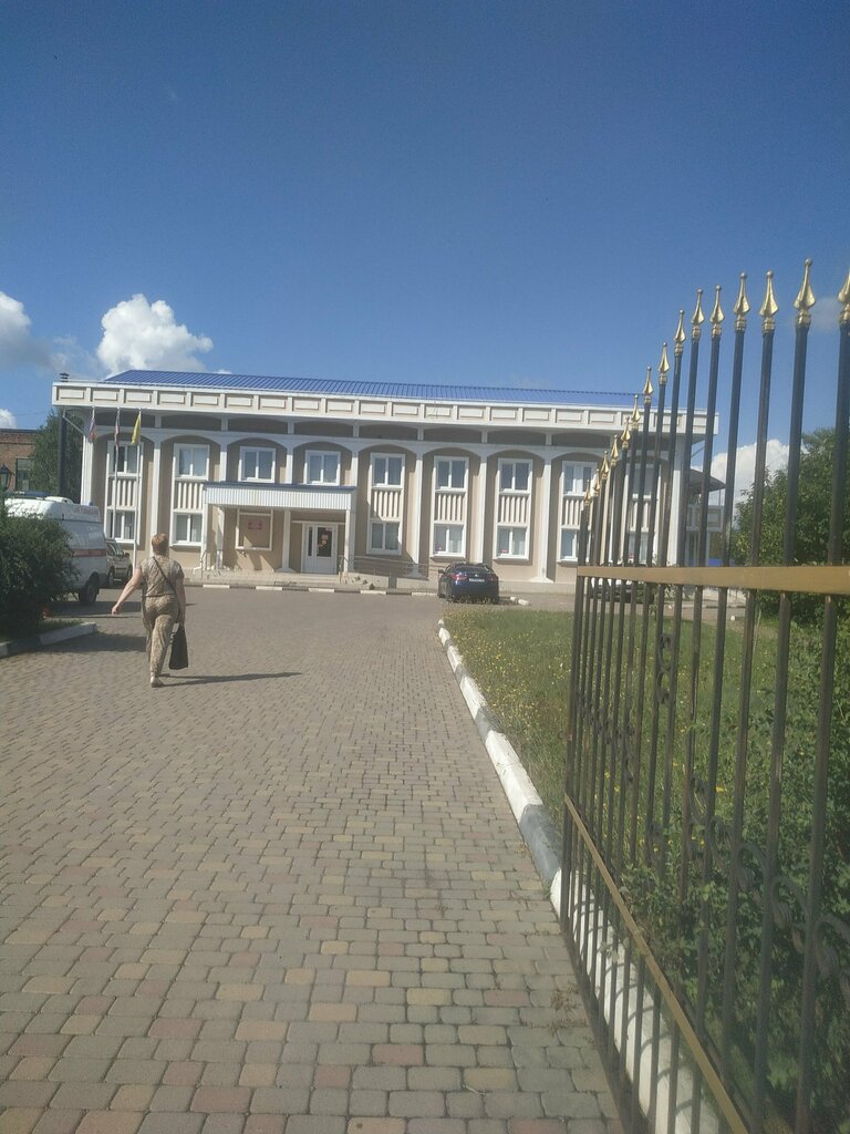 Polyclinic for adults Mbuz Tihoreckaya central'naya rajonnaya bol'nica, Tikhoretsk, photo