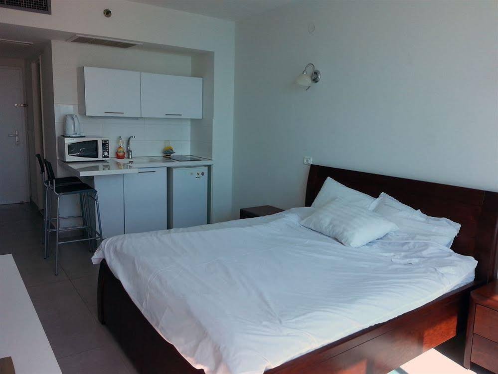 Фото Hotel Carmel Holiday Apartments