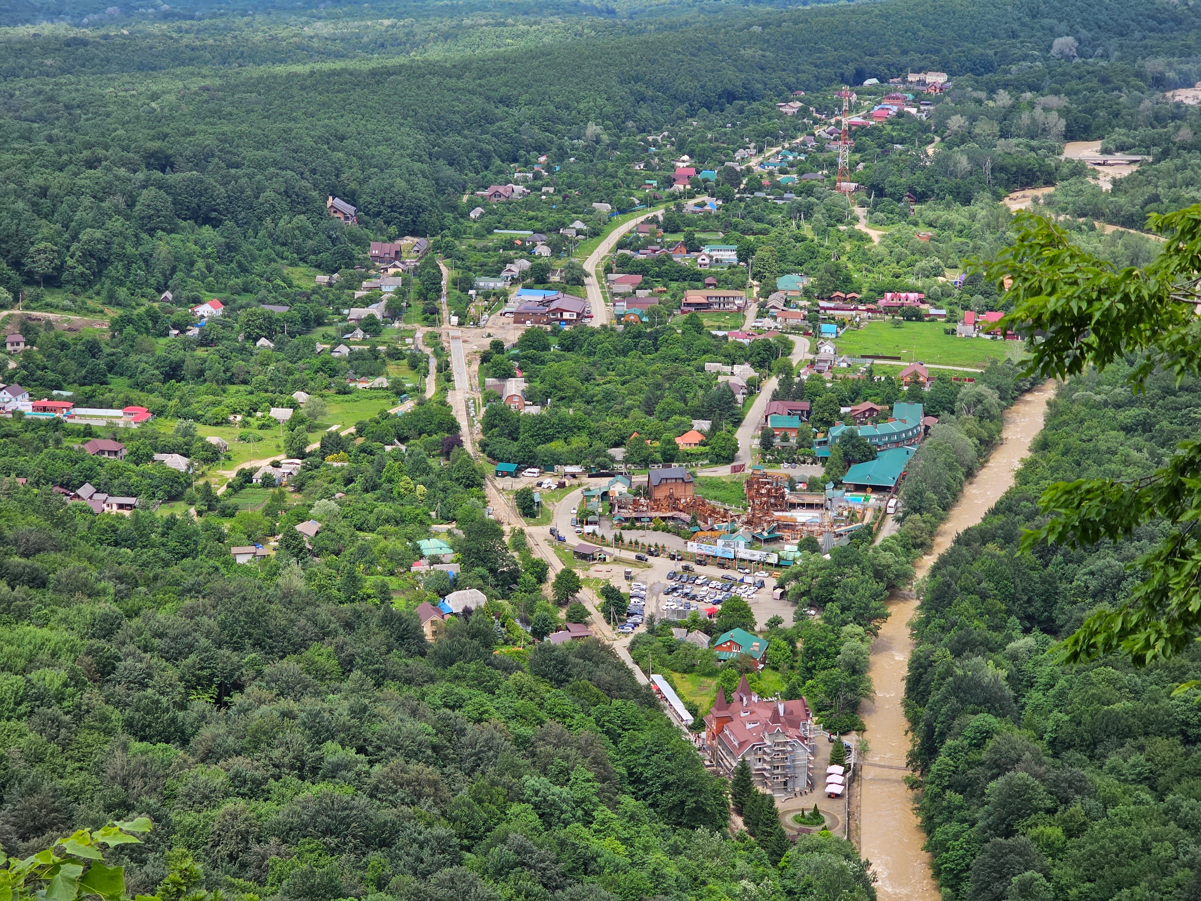 Фото отеля 2