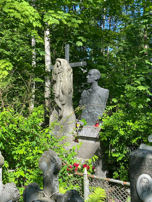 Tumbas de personajes famosos Советский дирижёр Е.А. Мравинский, , foto