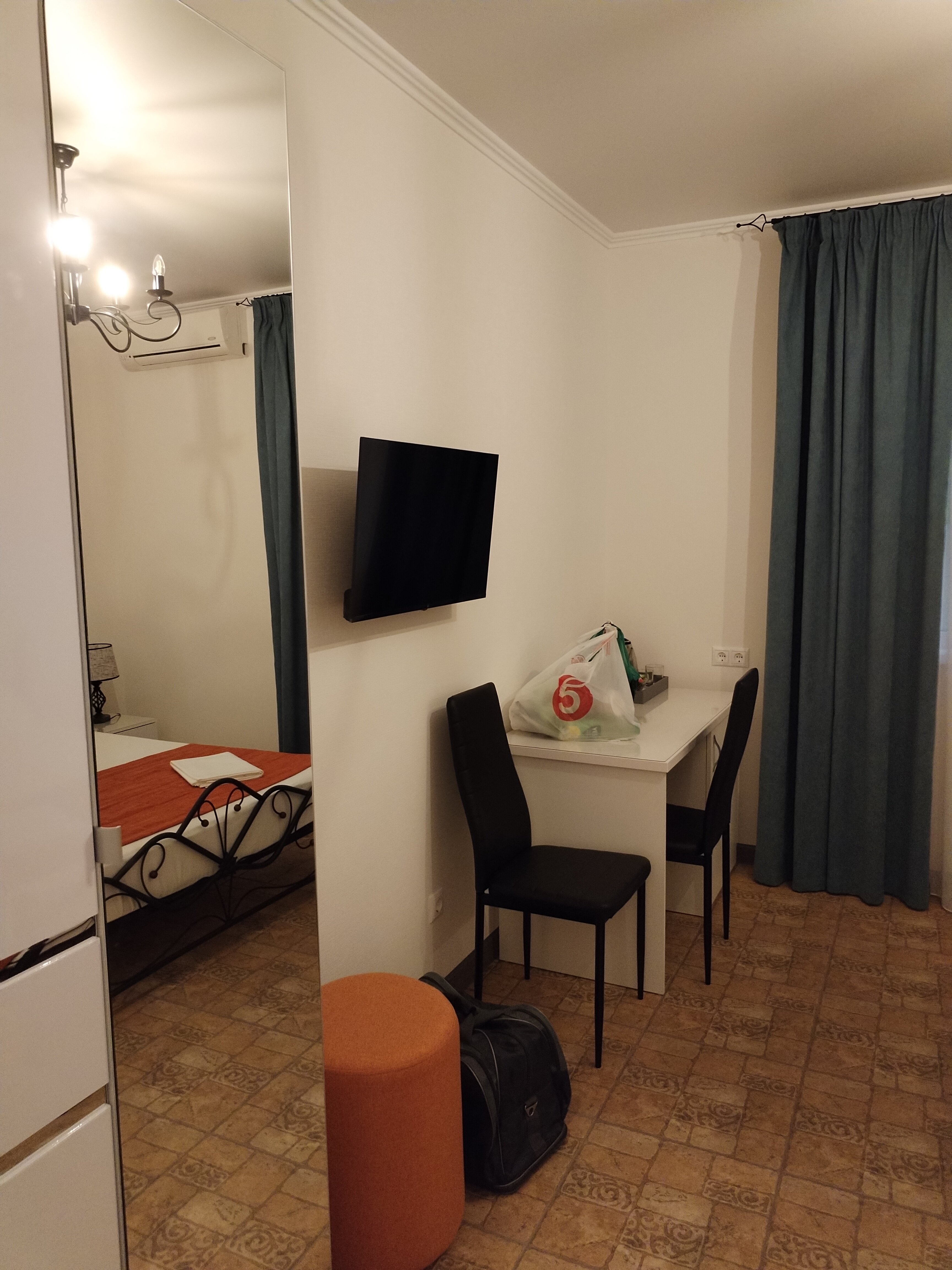 Фото Три Восьмерки