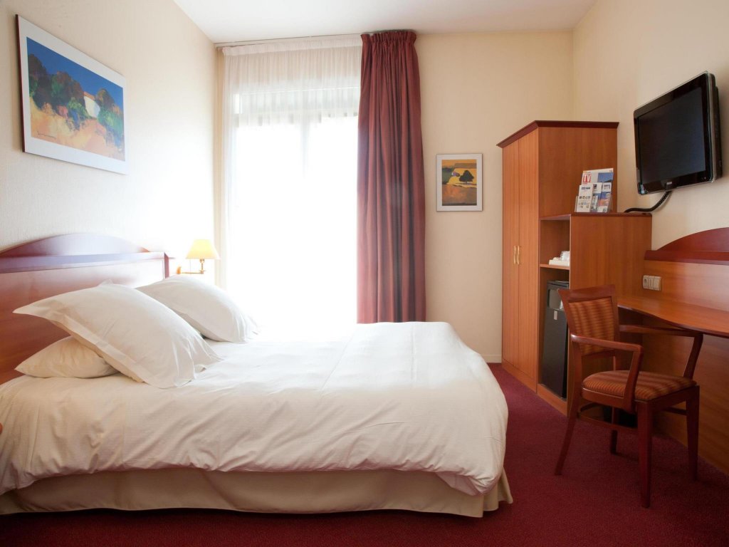 Фото Ibis Styles Nantes Centre Gare