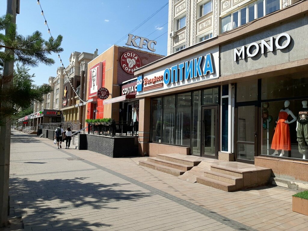 Clothing store Mono, Astana, photo