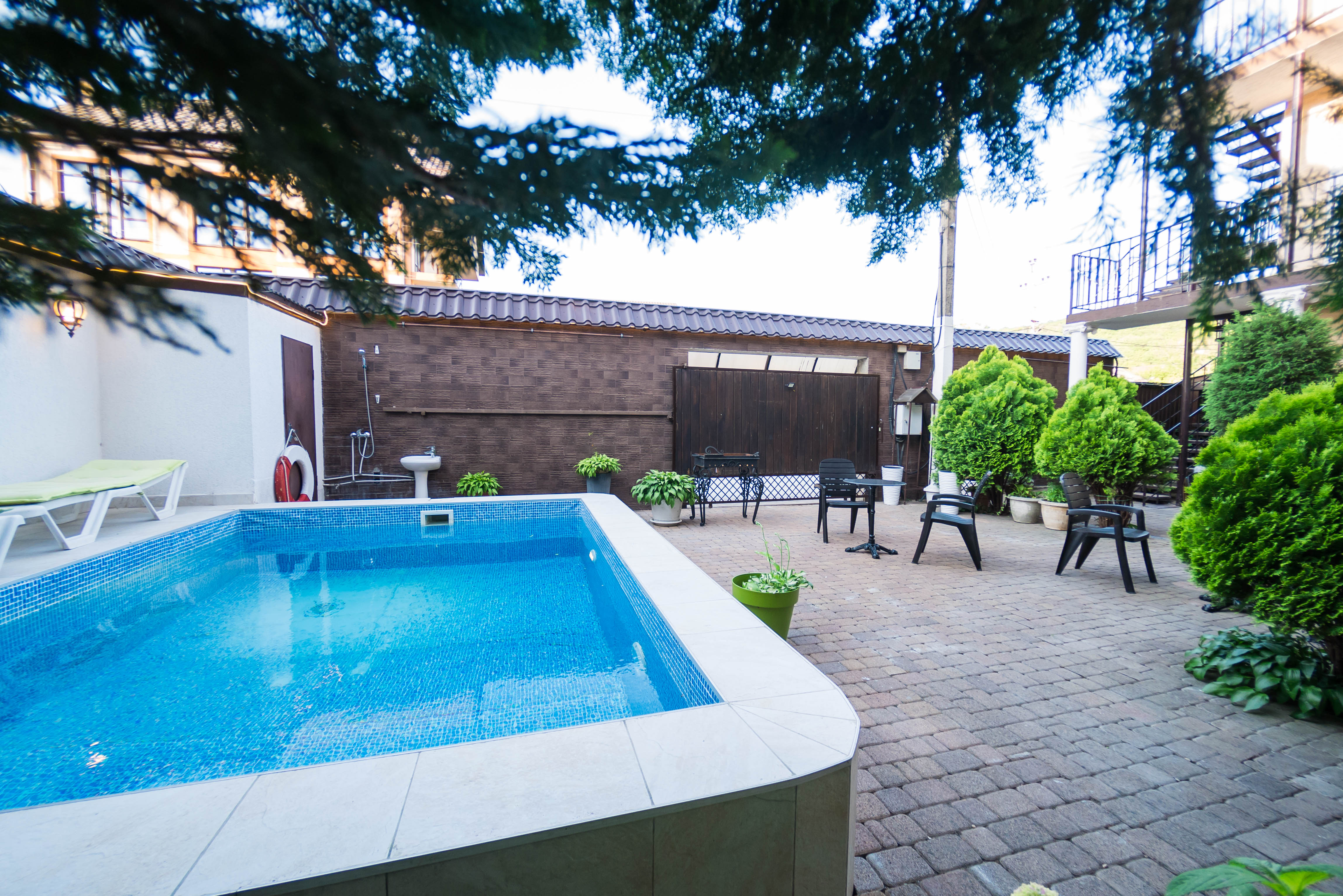 Фото отеля 2