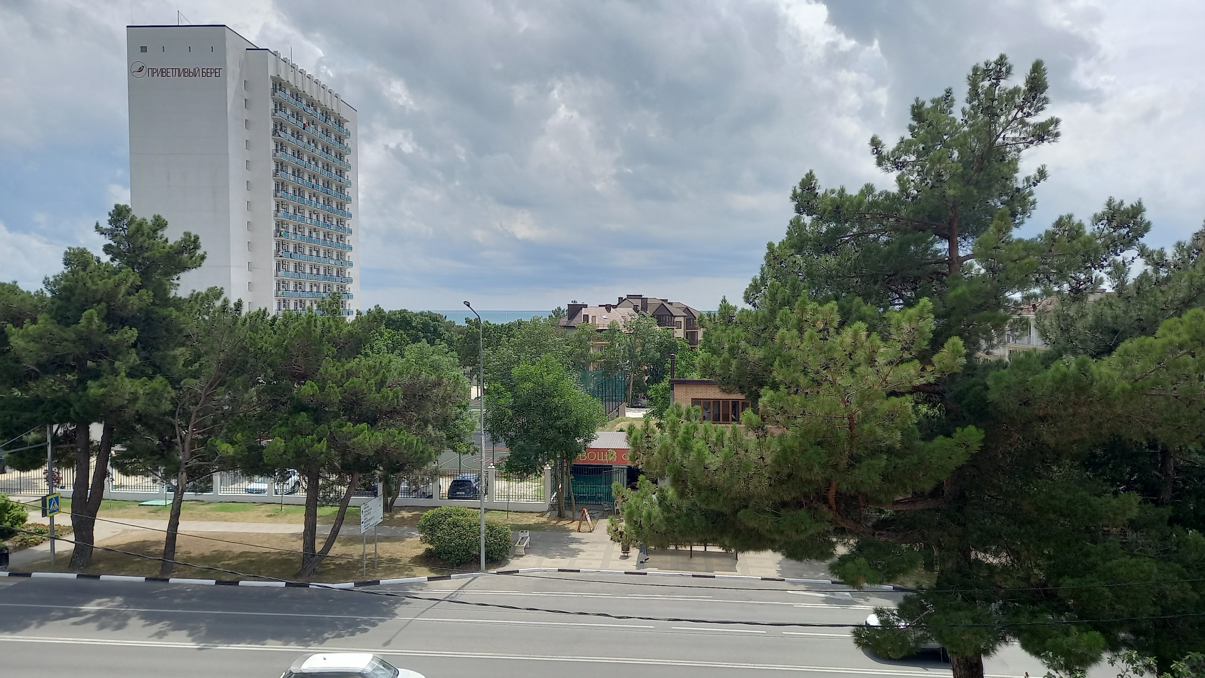 Фото отеля 1