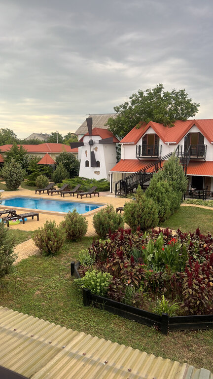 Фото Фонарь и мельница