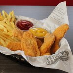 Hardee's (12/1, Al Yas Al 'Ali Street, SE26-01, Khalifa City, Abu Dhabi), fast food