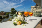 Red Stars (Reki Pryazhki Embankment, 30), restaurant