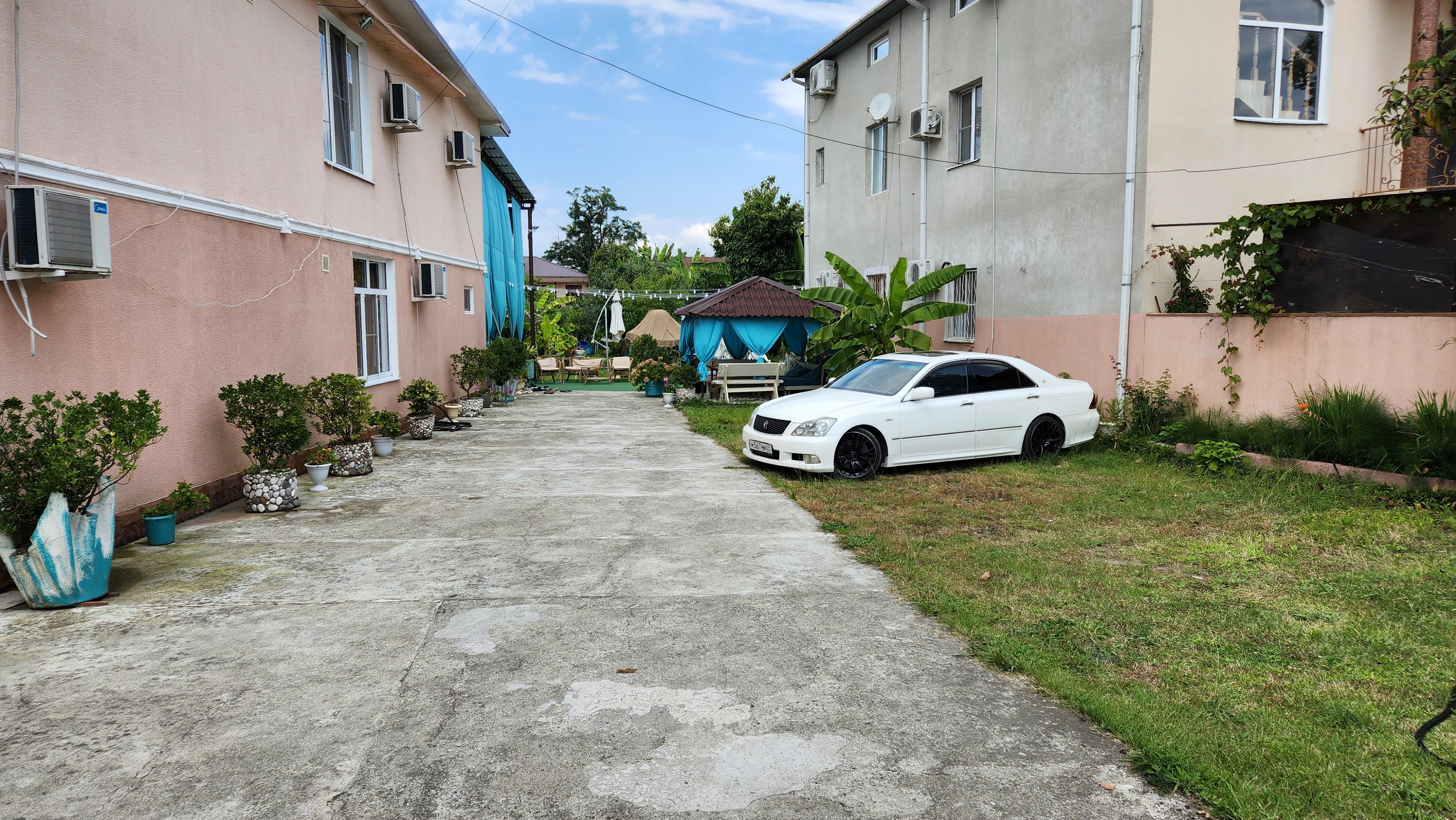 Фото Sandro Sukhumi