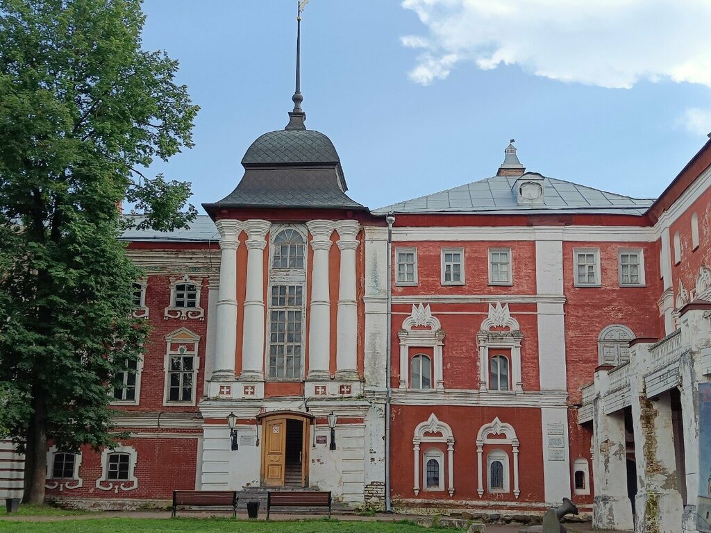 Музей Гаврииловский корпус, Вологда, фото