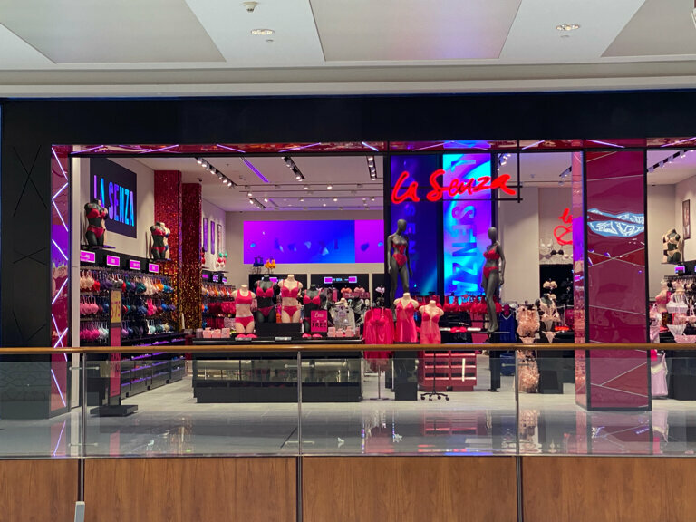 Lingerie and swimwear shop La Senza, Dubai, photo