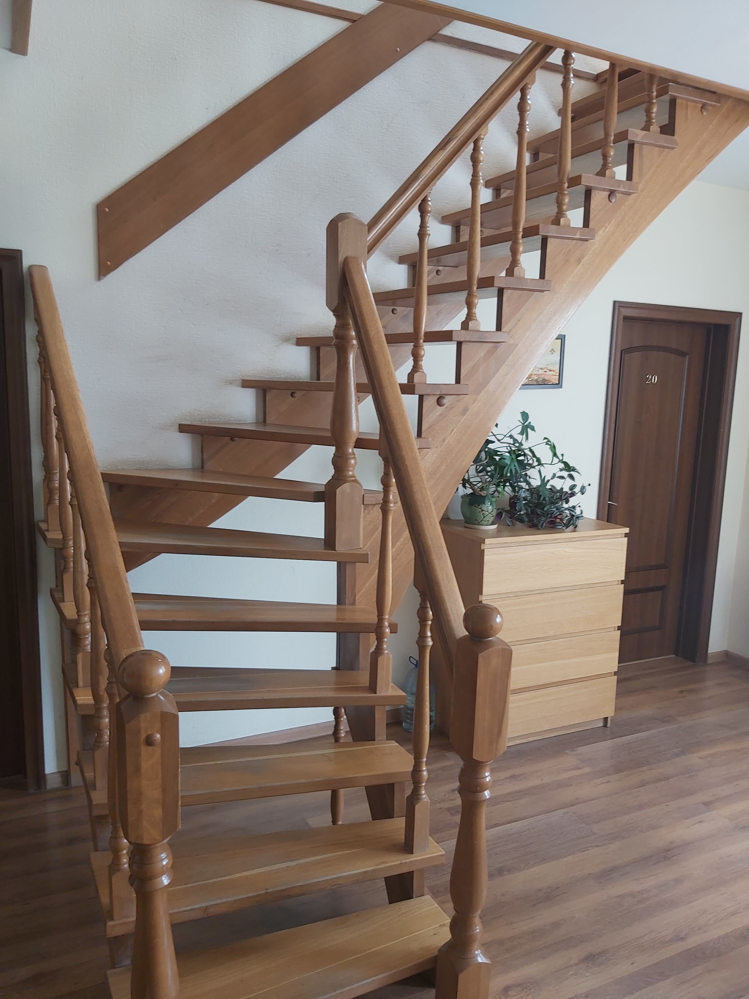 Фото База Каралат