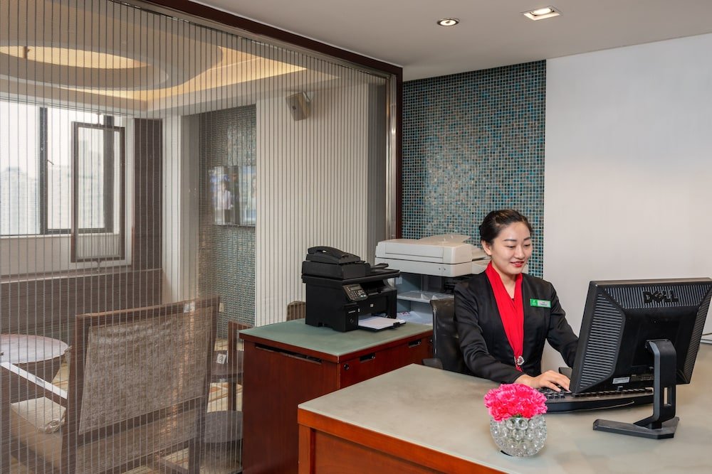 Фото Holiday Inn Shanghai Vista