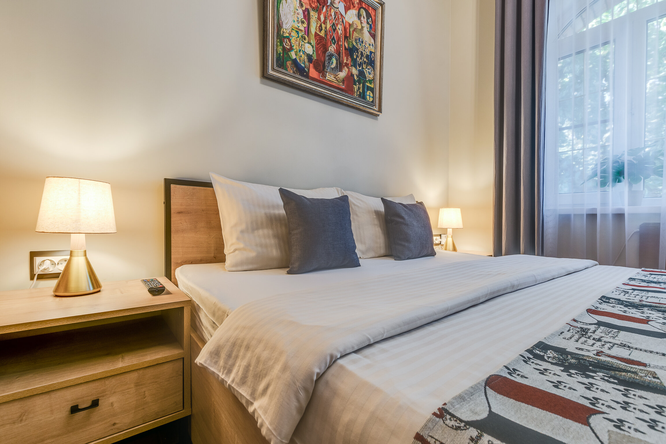 Фото Замок на Никольской