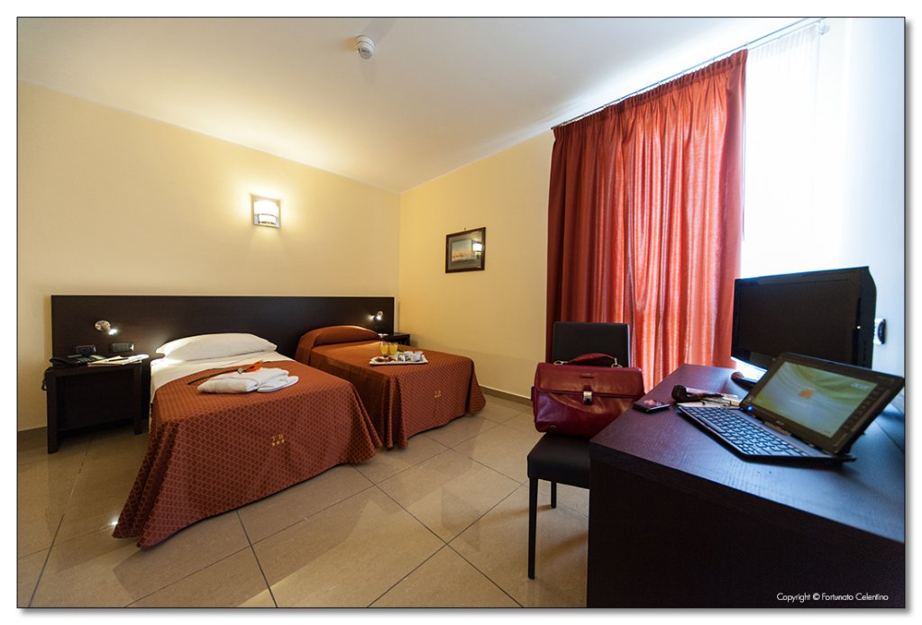 Фото Hotel Tiempo