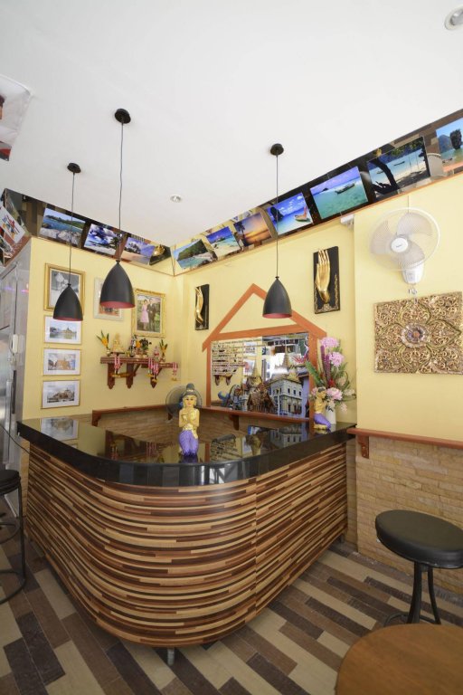 Фото The Patong Center Hotel