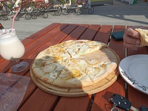 Итальянское пони-кафе (Chelyabinsk Region, Kaslinskiy okrug, Grigoryevskoye selskoye poseleniye), cafe