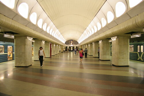 Metro Rimskaya (Moscow, Mezhdunarodnaya Street) metro stansiyasi