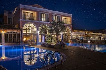 Фото Villa Plaza Boutique Hotel & SPA