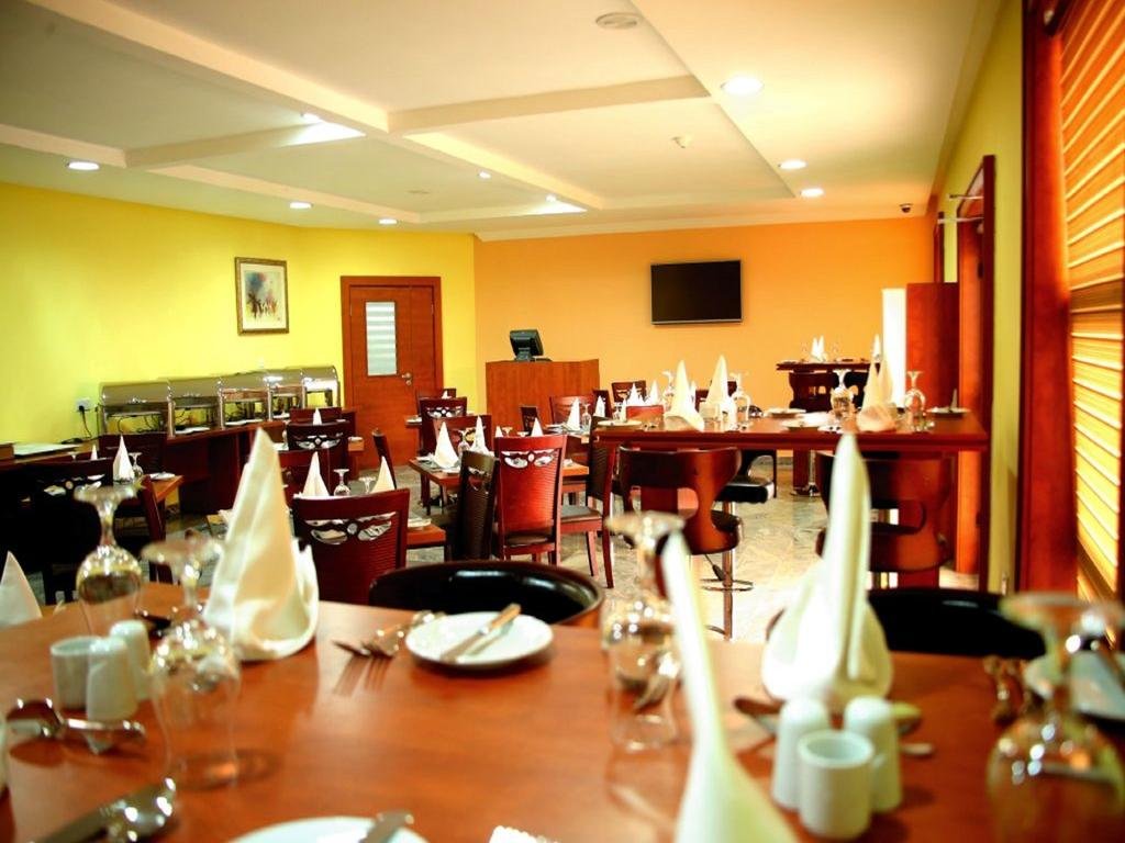 Фото Best Western Plus Elomaz Hotel