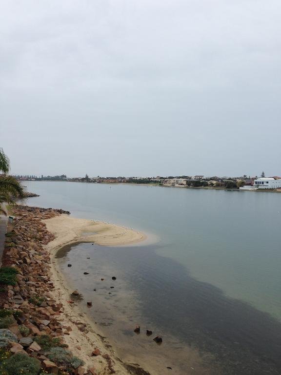 Фото The Lakes Resort Hotel