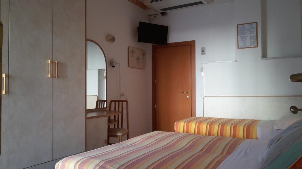 Фото Hotel Atlantic