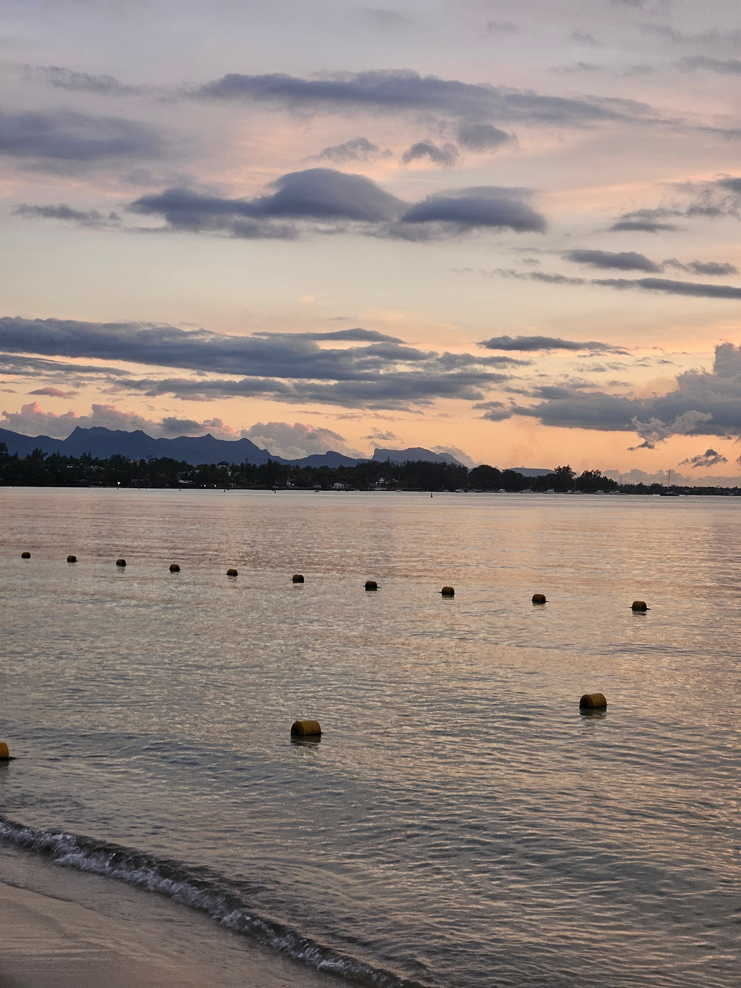 Фото Mon Choisy Beach R.