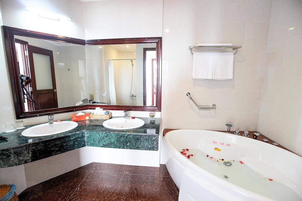 Фото Saigon Phu Yen Hotel