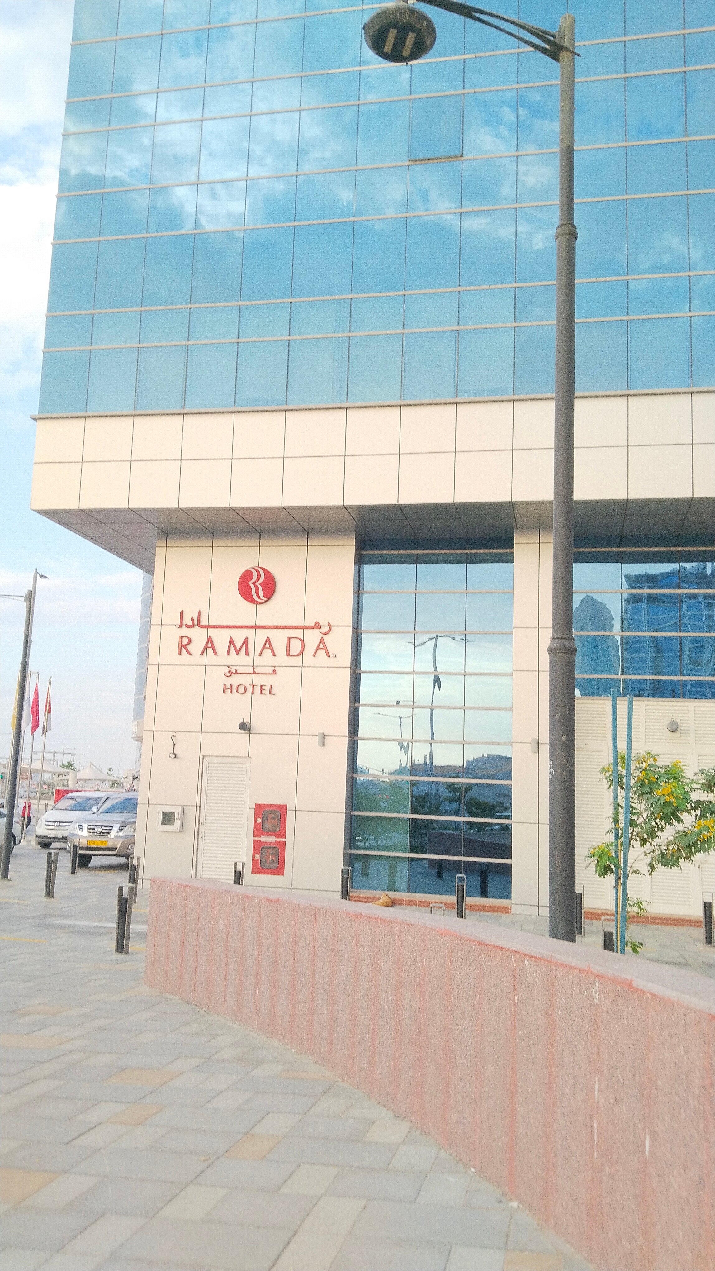 Фото Ramada by Wyndham Abu Dhabi Corniche