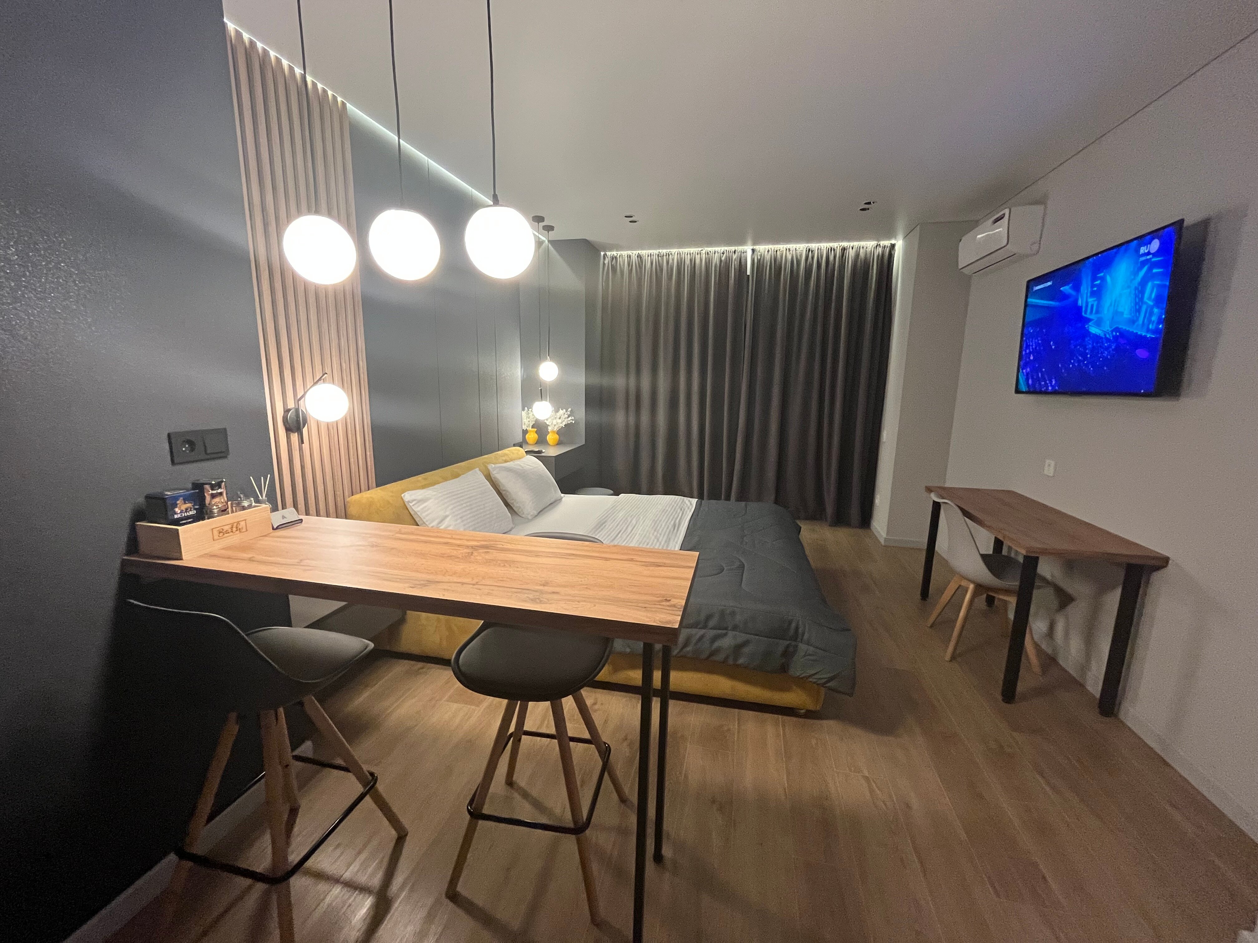 Фото Авторские Апартаменты на улице Ларина 45 СТР. 6