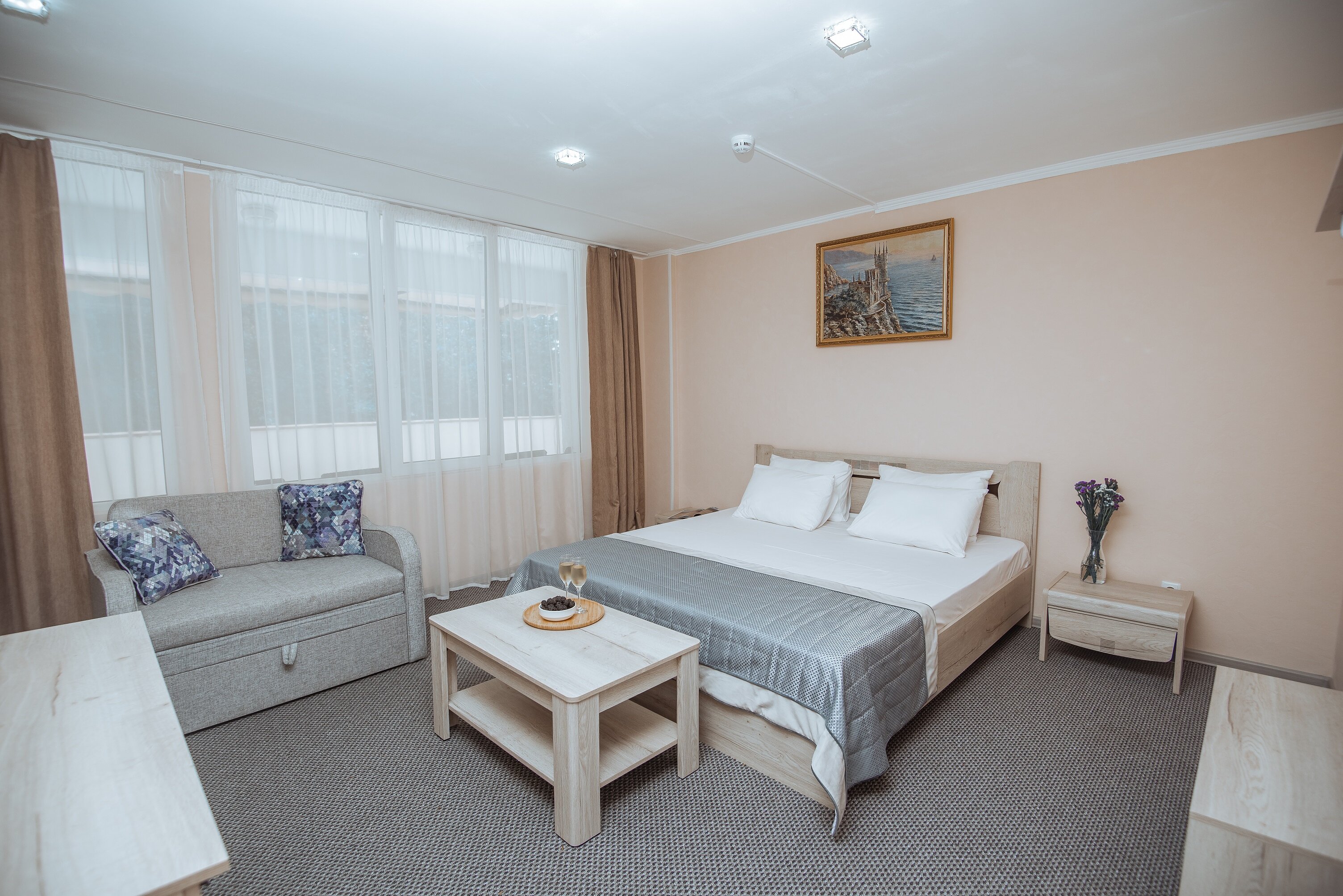 Фото отеля 2