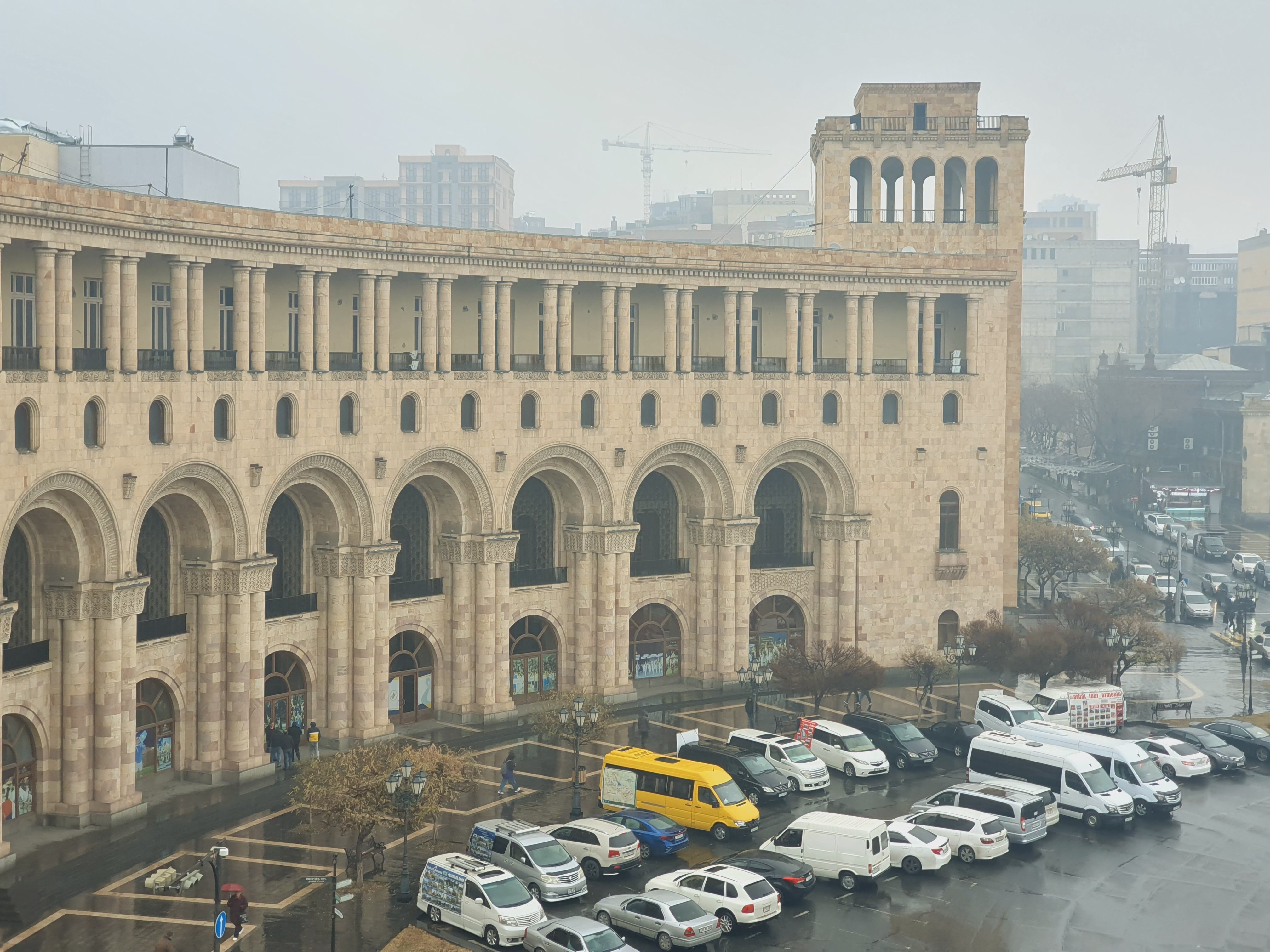 Фото Armenia Marriott Hotel Yerevan