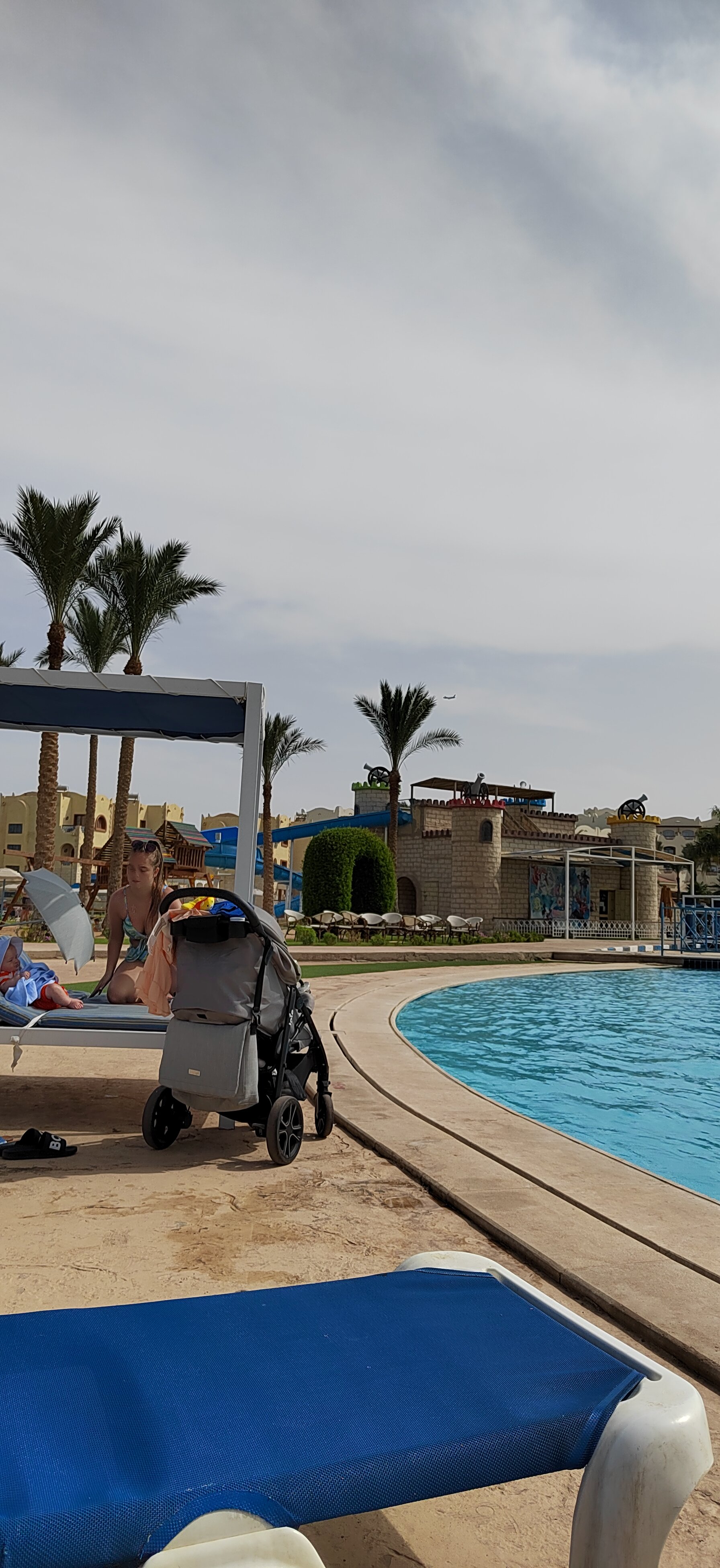 Фото Royal Lagoons Resort & Aquapark