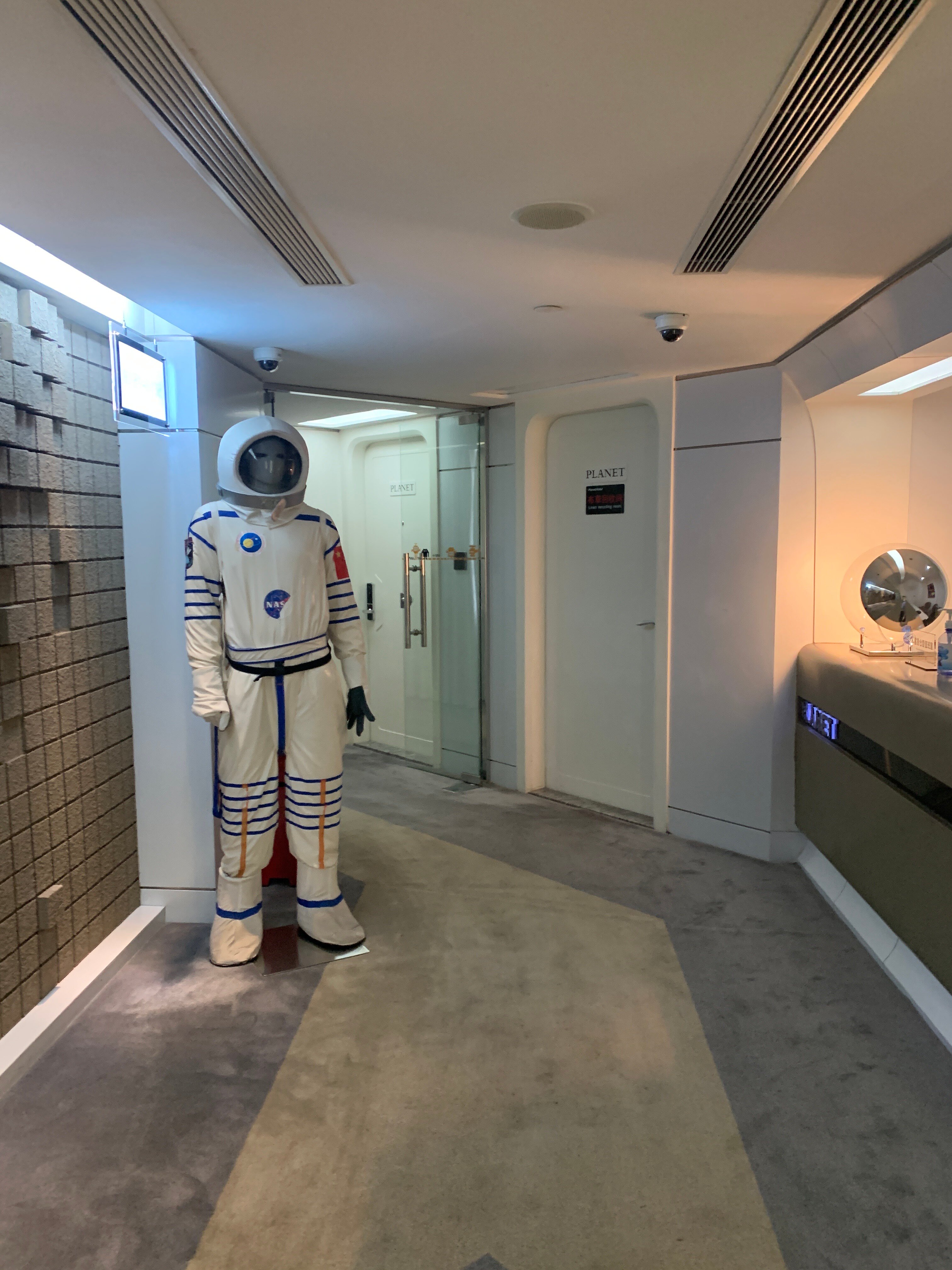 Фото Guangzhou Planet Hotel