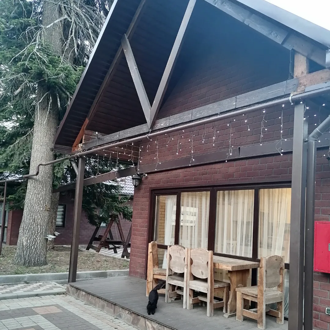 Фото Шале Леона