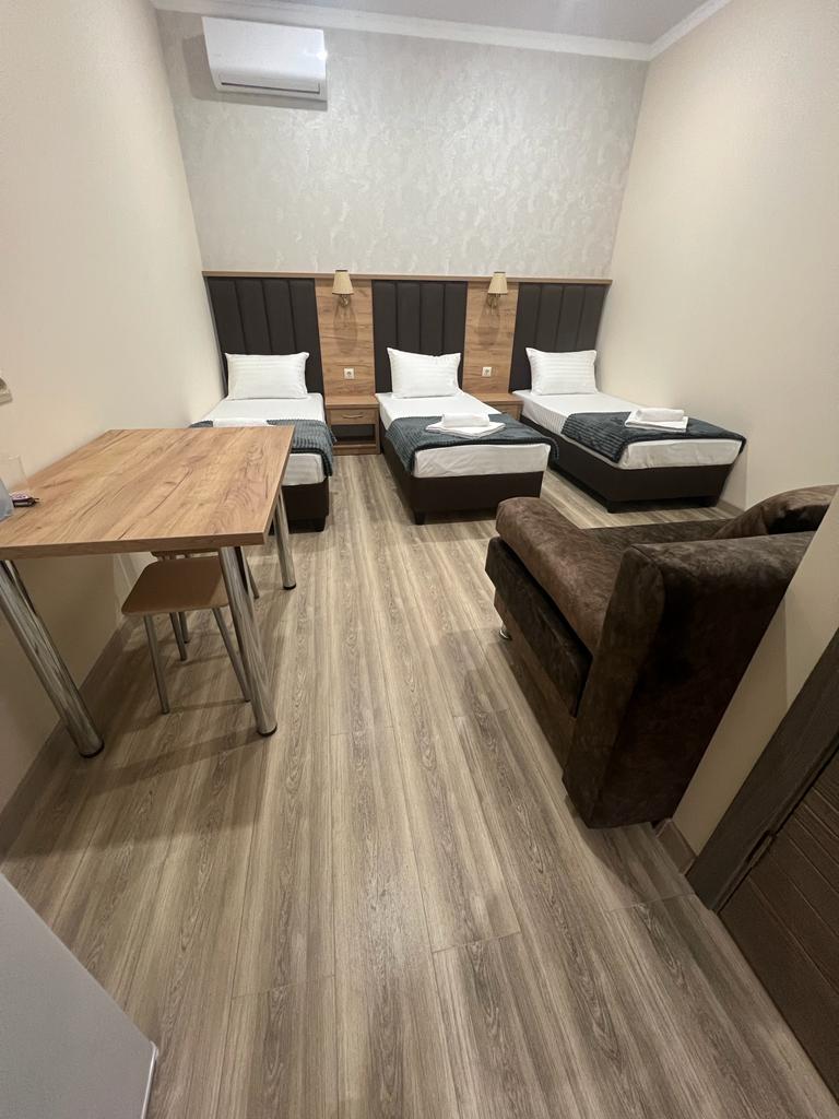 Фото Адонис