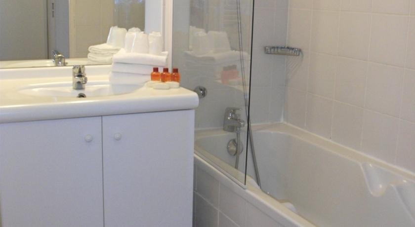 Фото Séjours et Affaires Angers Atrium