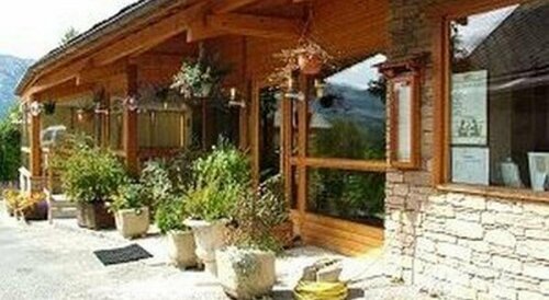 Гостиница Hotel Les Chenets в Гапе